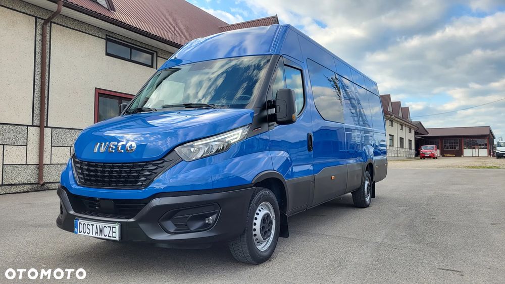 Iveco Daily 35S180 / doka / auto brygadowe / 7 osobowe / - 10