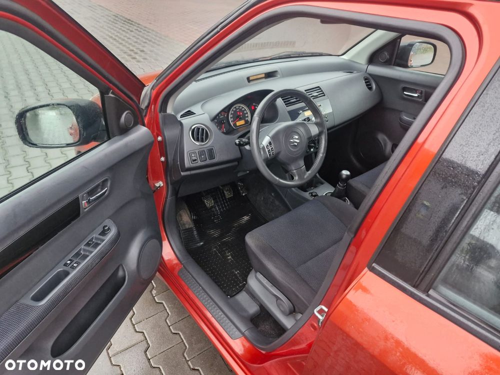 Suzuki Swift 1.3 GS / Premium 4WD - 7