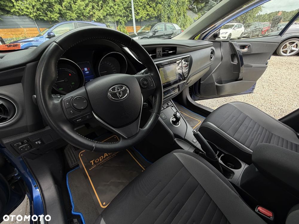 Toyota Auris - 19