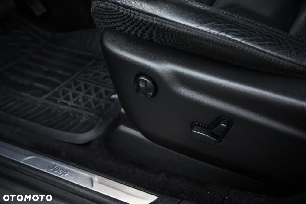 Jeep Grand Cherokee 3.0 CRD Limited - 34