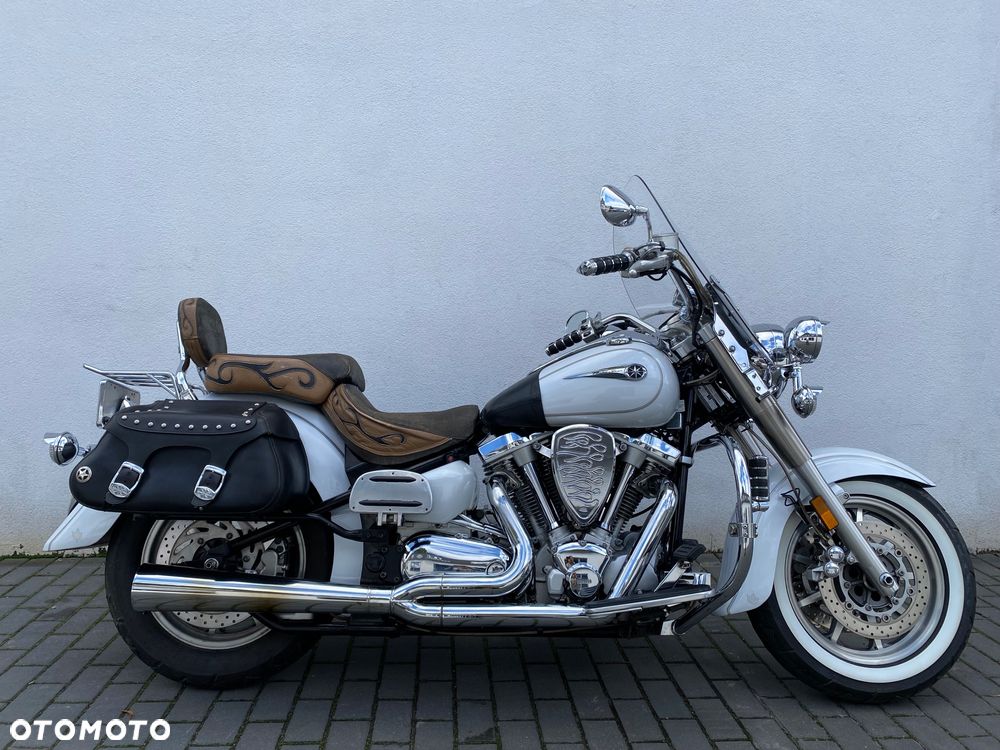 Yamaha Road Star - 3