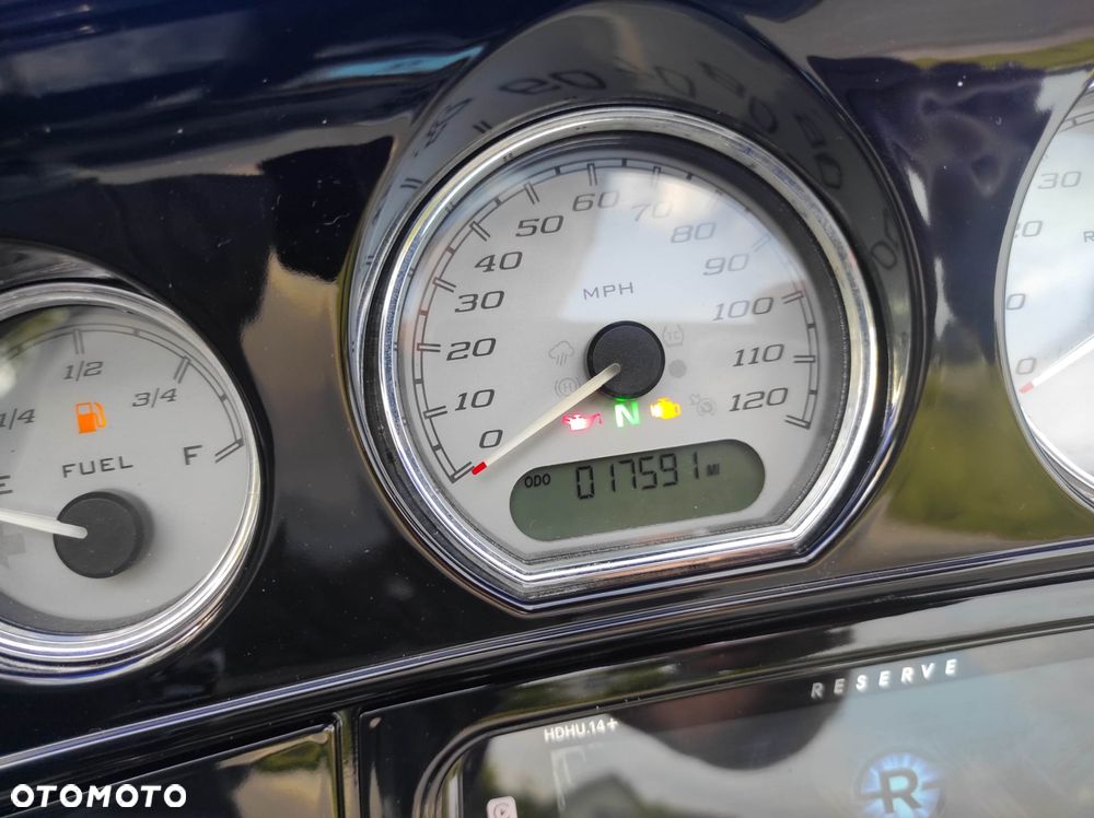 Harley-Davidson Touring Street Glide - 14