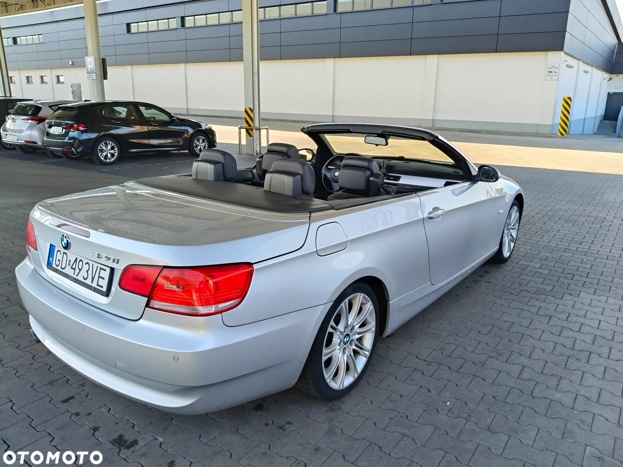 BMW Seria 3 320i - 5