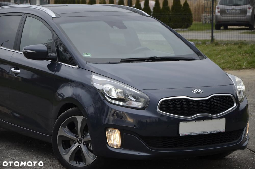 Kia Carens - 2