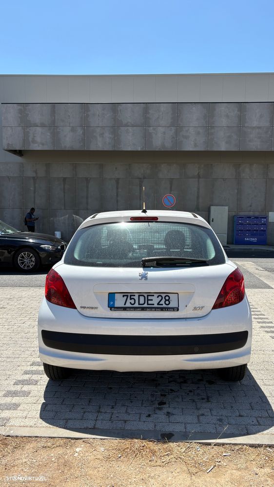 Peugeot 207 1.4 HDi Urban - 2