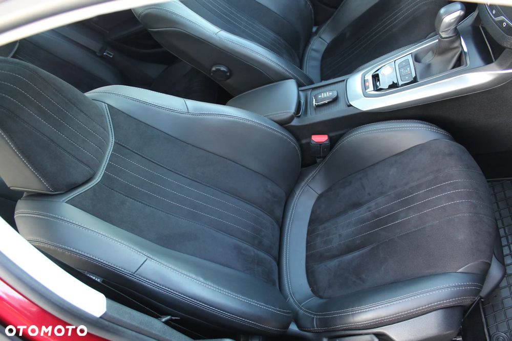 Peugeot 308 1.2 PureTech Allure S&S - 23