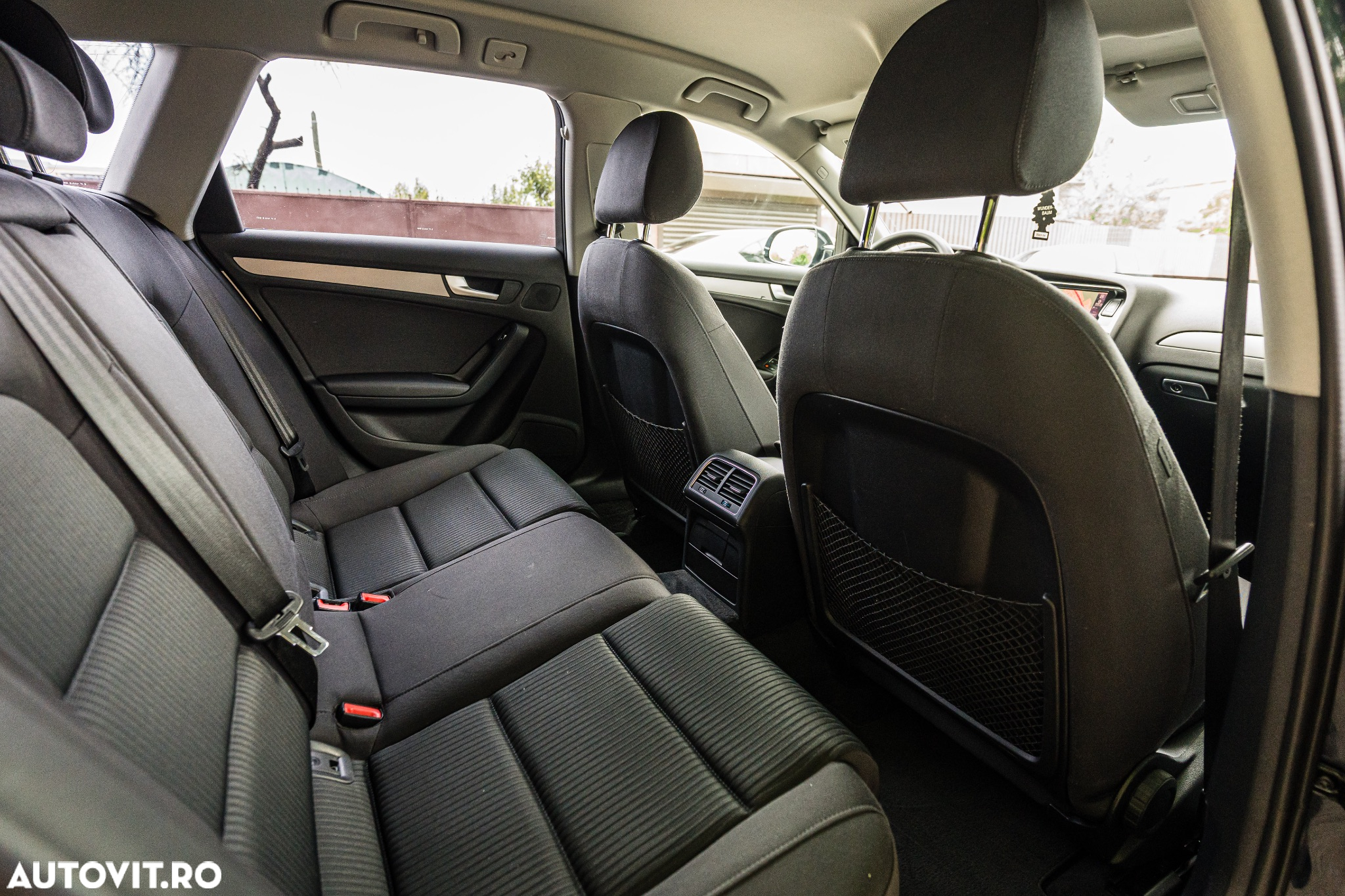 Audi A4 2.0 TDI Multitronic Avant - 29