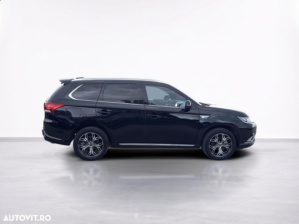 Mitsubishi Outlander 2.4 4WD - 8