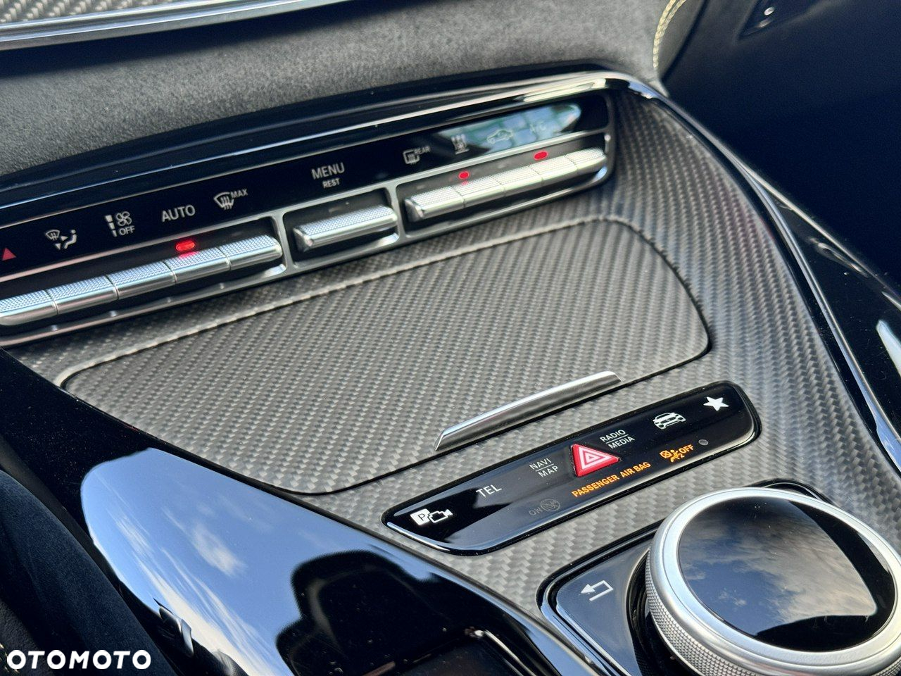 Mercedes-Benz AMG GT - 33