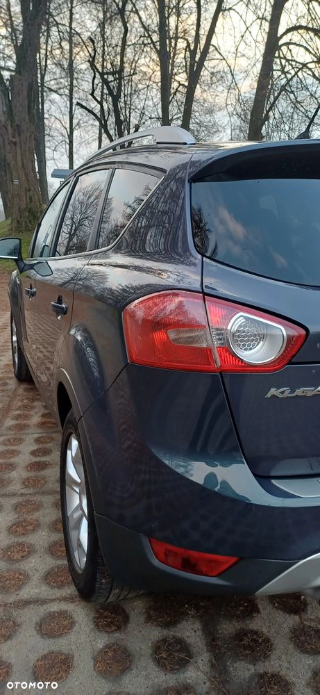 Ford Kuga 2.0 TDCi 4x4 Titanium - 13