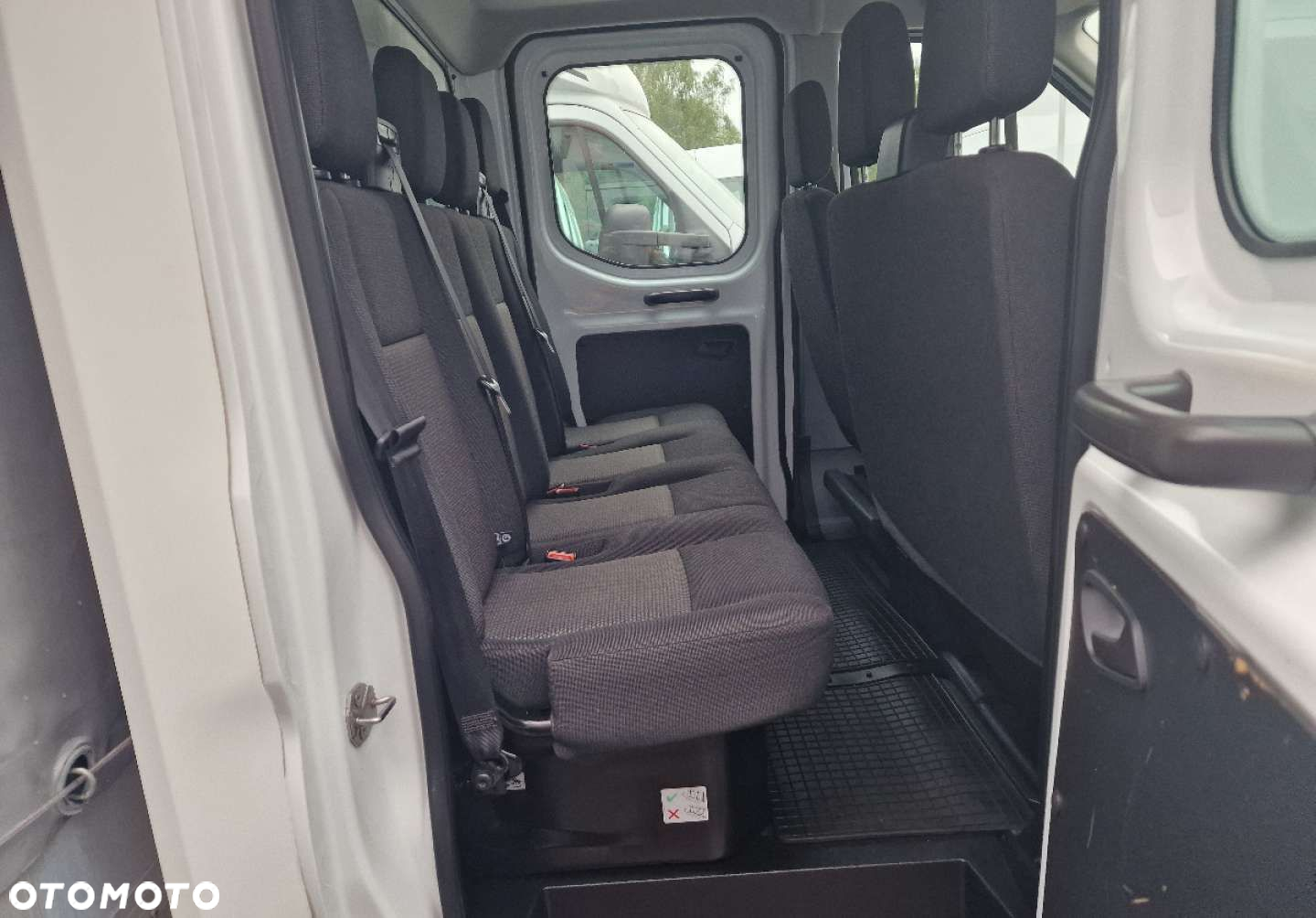 Ford Transit - 24