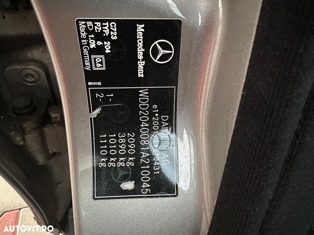 Mercedes-Benz C - 9