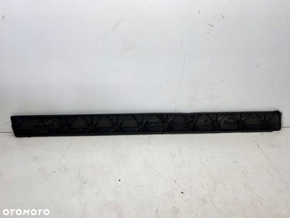 LISTWA BAGAŻNIKA LEWA AUDI Q7 4L 4L0861487 - 5