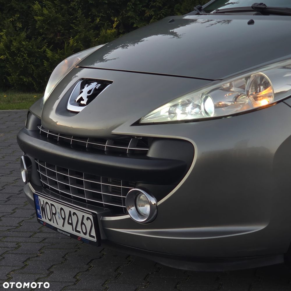 Peugeot 207 CC 120 VTi Roland Garros - 4