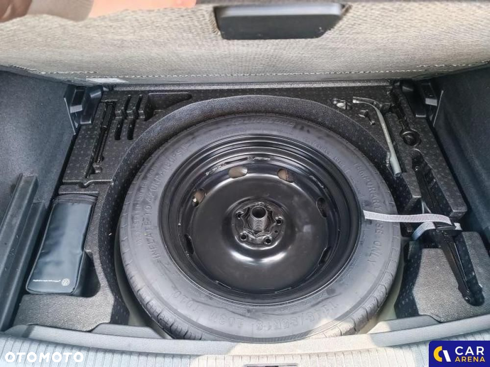 Volkswagen Tiguan - 31