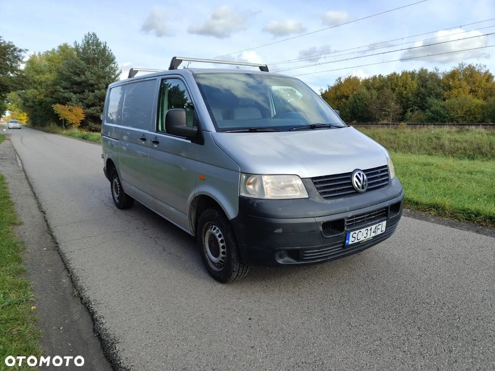 Volkswagen Transporter - 2