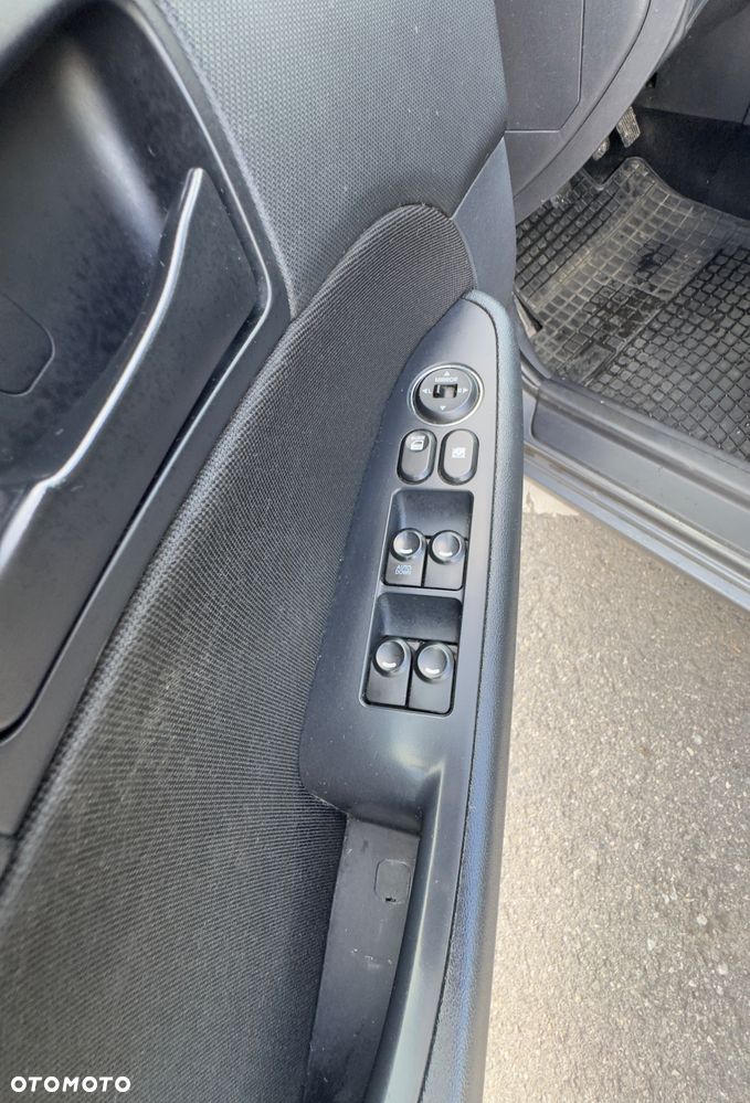 Hyundai i30 1.4 Classic + - 9