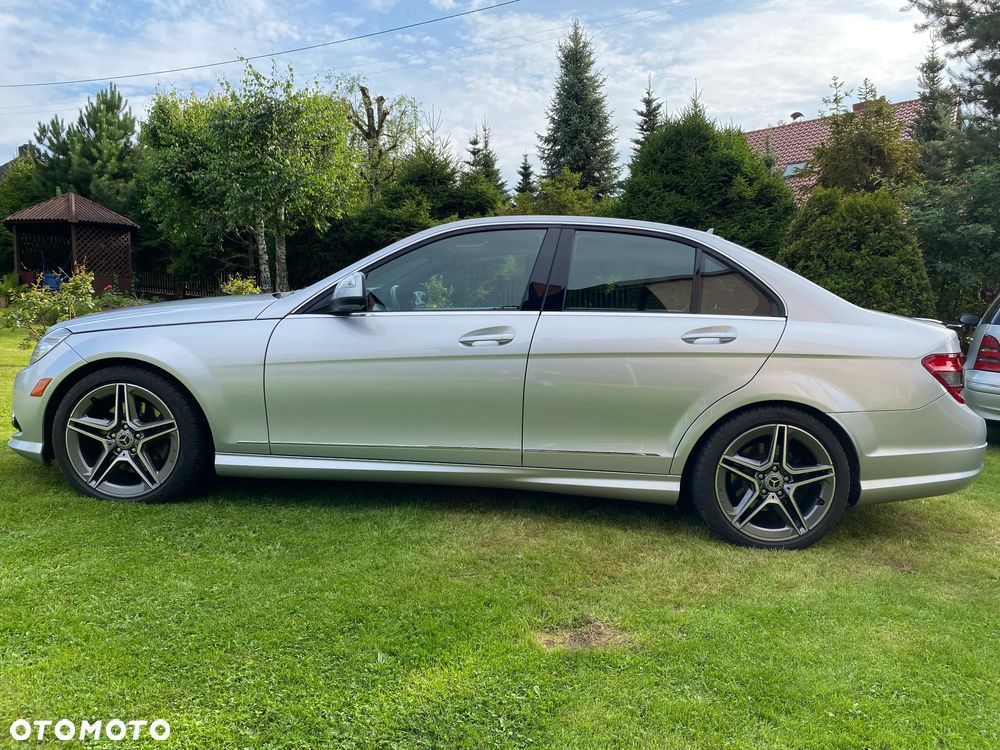 Mercedes-Benz Klasa C 300 Avantgarde 4-Matic - 3