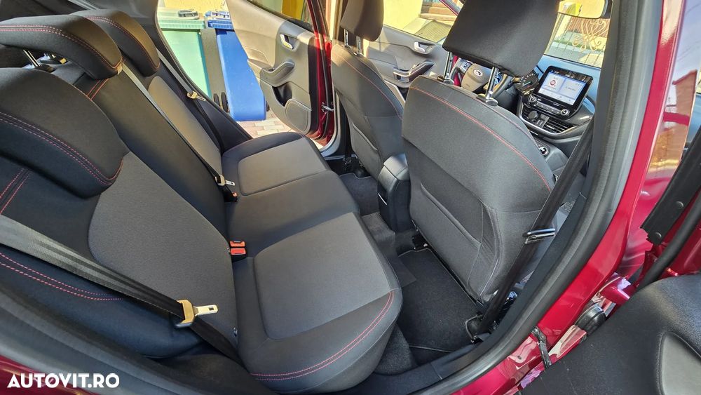 Ford Fiesta 1.0 EcoBoost mHEV ST Line - 8