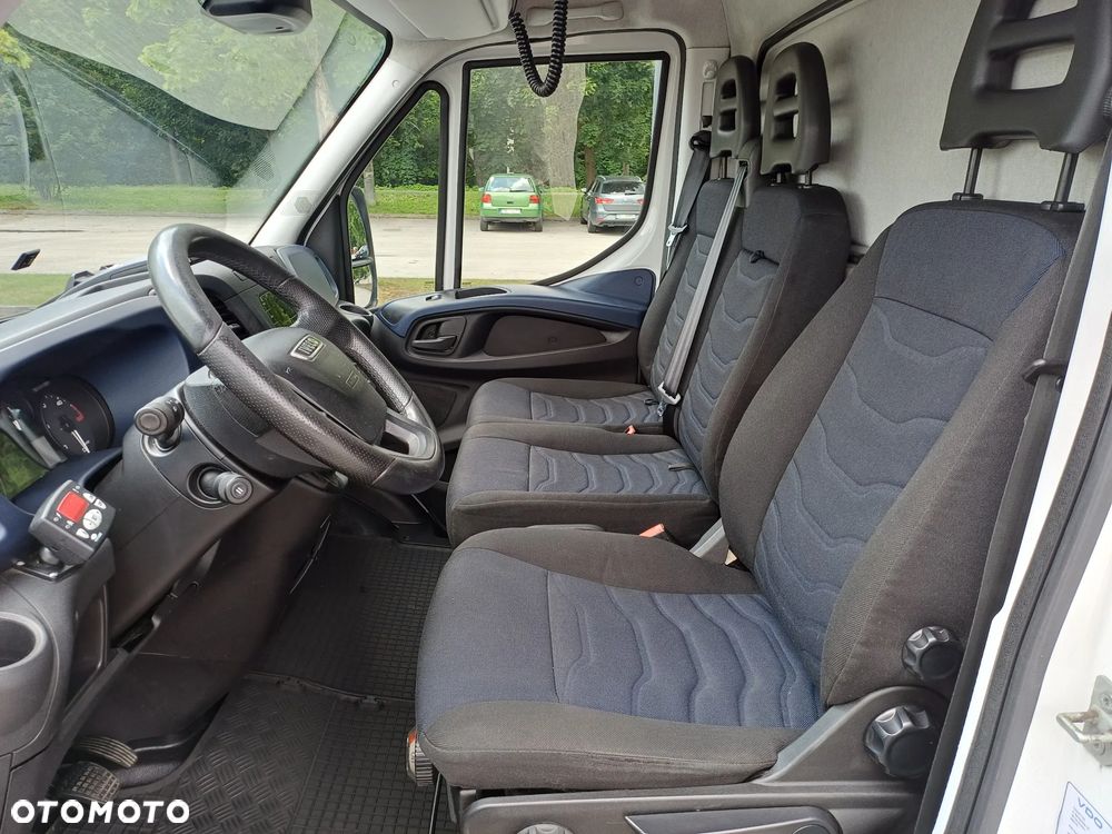 Iveco 50C15 - 32