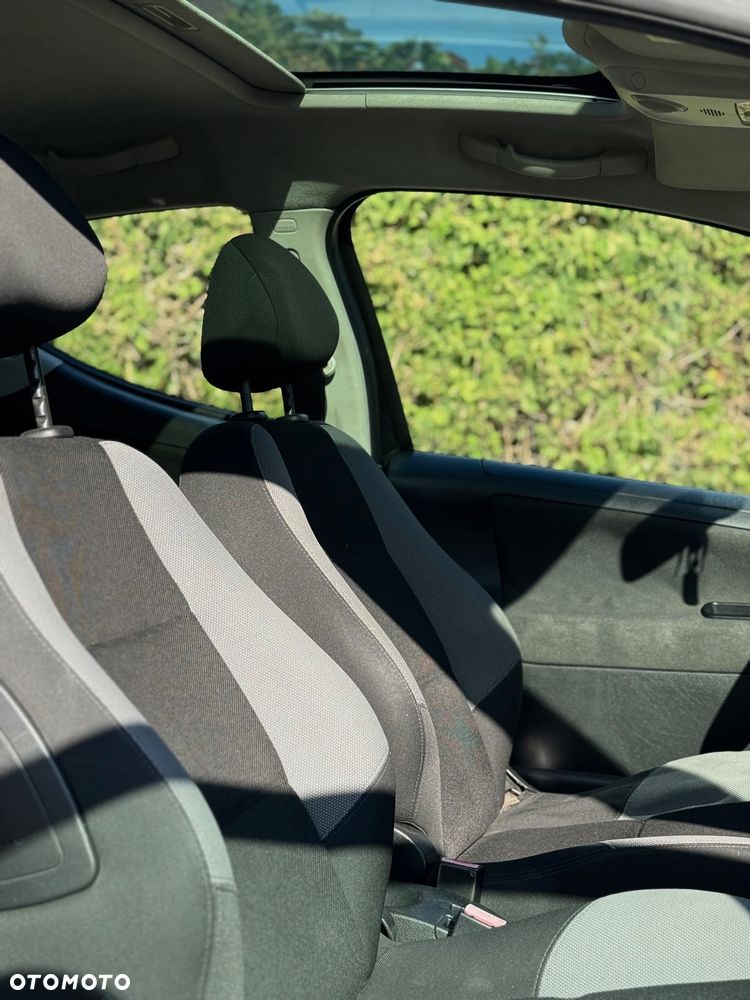 Peugeot 207 1.4 HDi Presence - 6