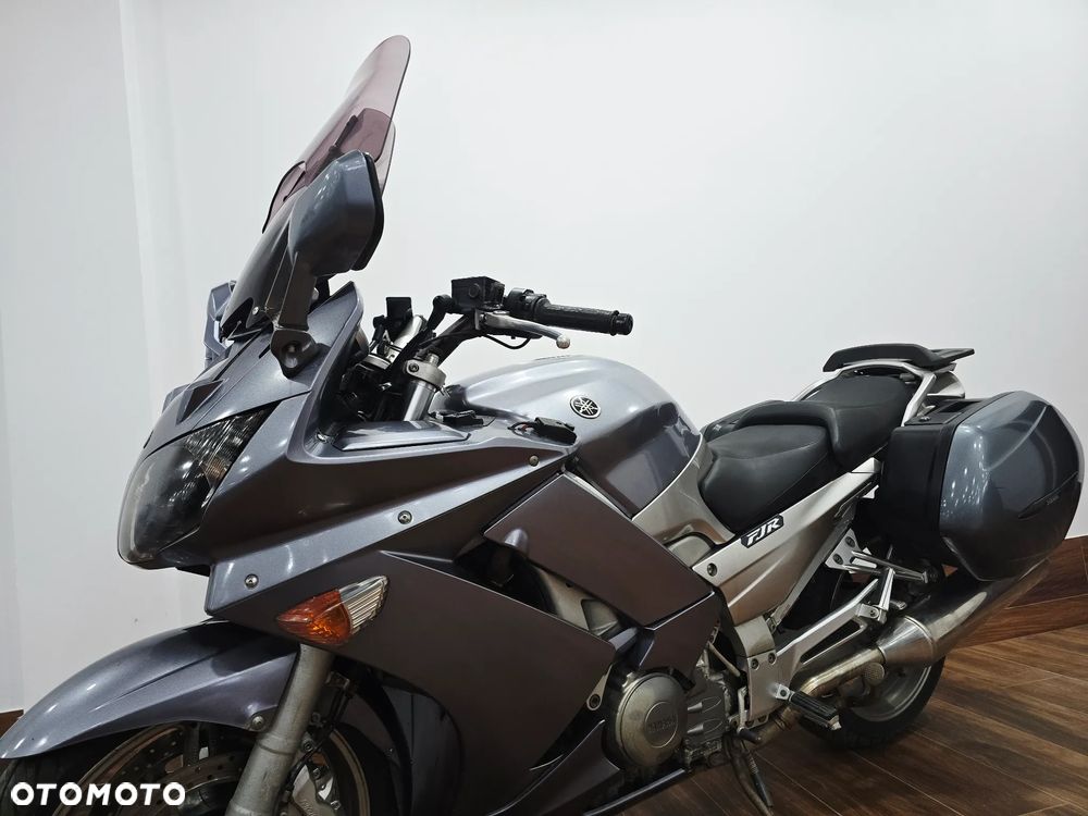 Yamaha FJR - 19