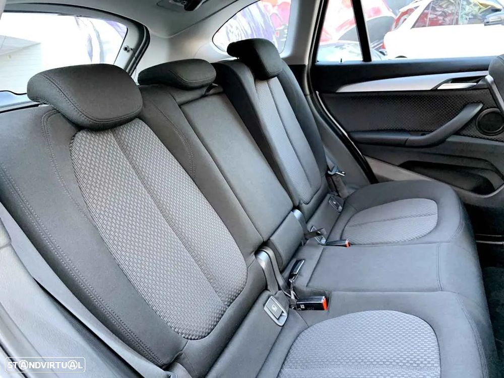 BMW X1 25 e xDrive Line Sport - 32