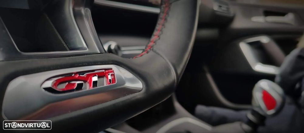 Peugeot 308 1.6 e-THP GTi - 11