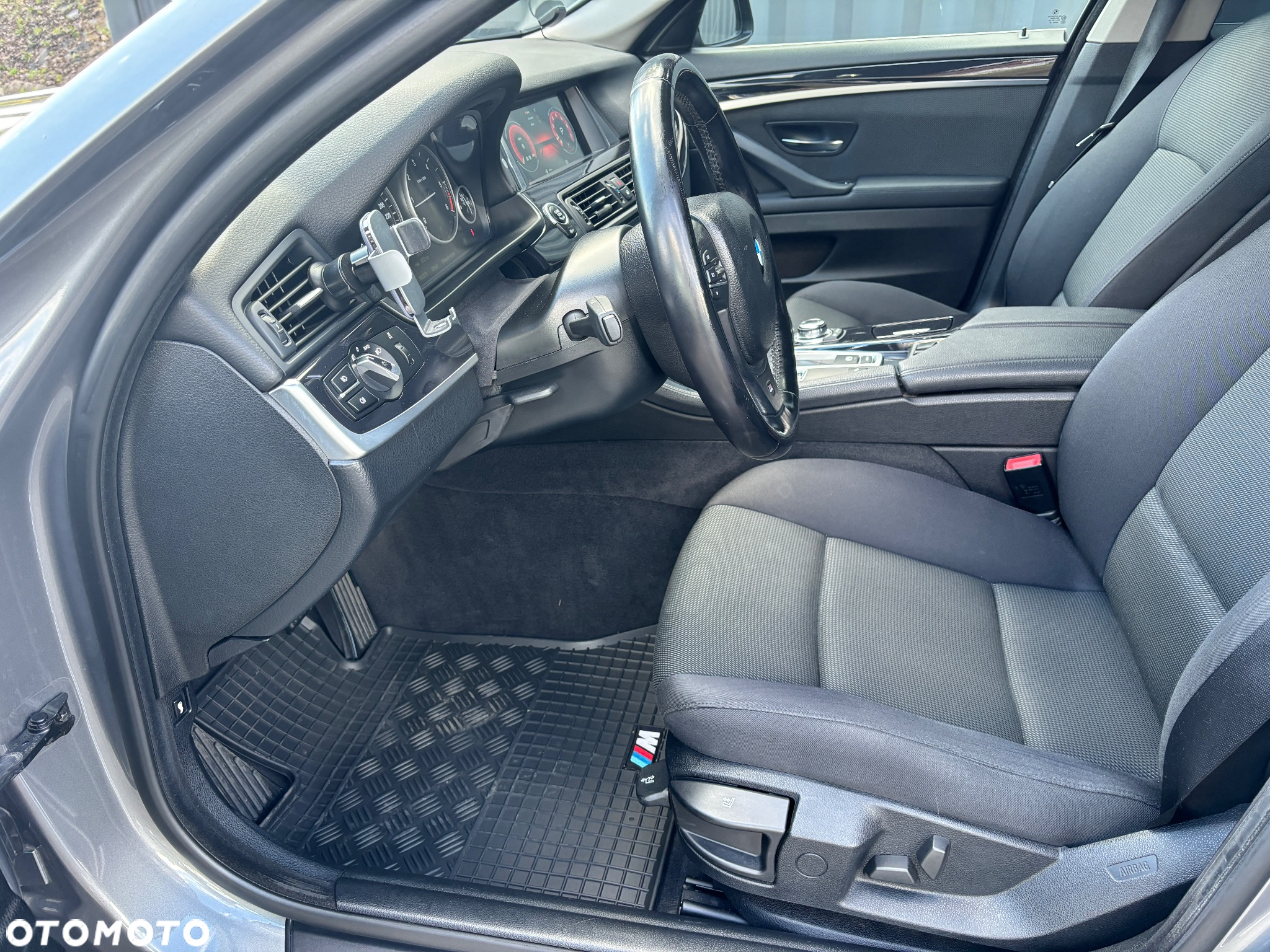 BMW Seria 5 - 23