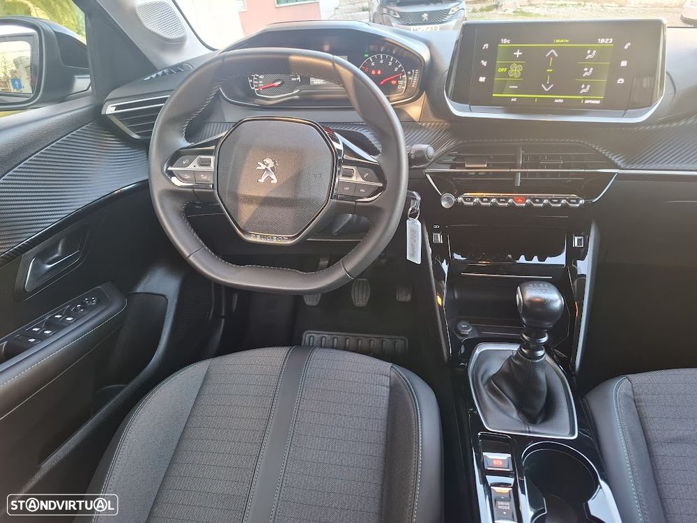 Peugeot 208 PureTech 100 Allure Pack - 9