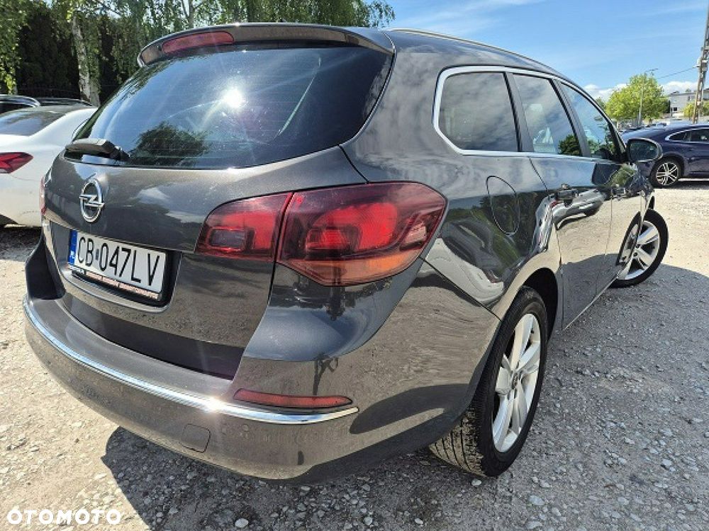 Opel Astra - 2