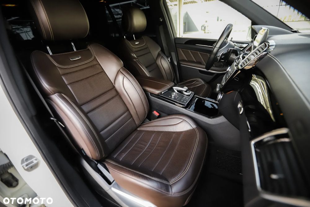 Mercedes-Benz GLS AMG 63 4Matic AMG Speedshift 7G-TRONIC - 29