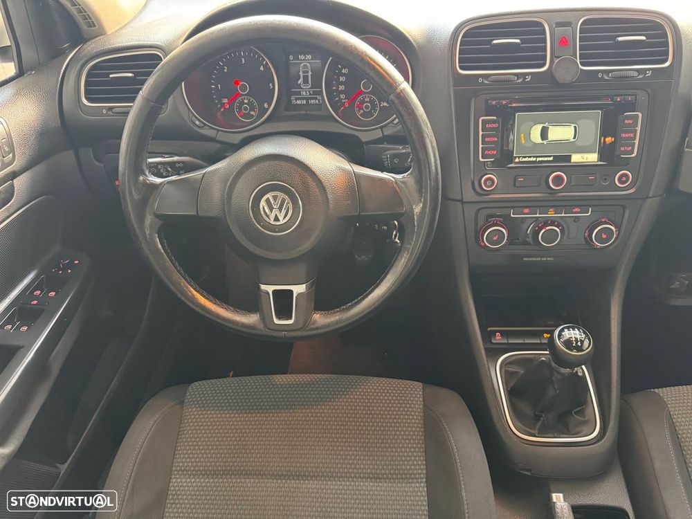 VW Golf Variant 1.6 TDi Confortline - 10