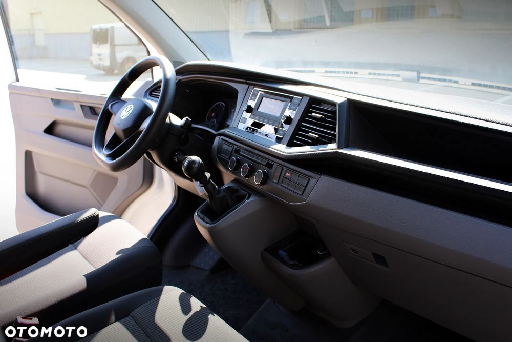 Volkswagen Transporter T6.1 - 16