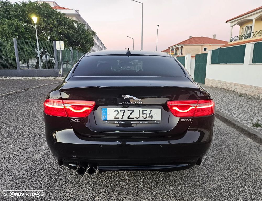 Jaguar XE 2.0 D R-Sport - 41