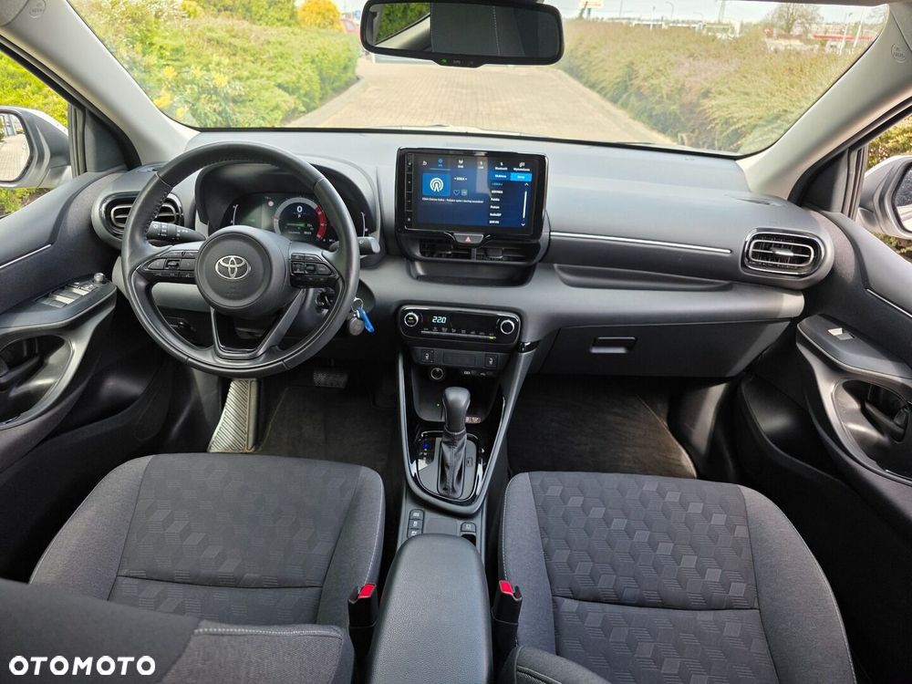 Toyota Yaris Hybrid 1.5 Style - 9