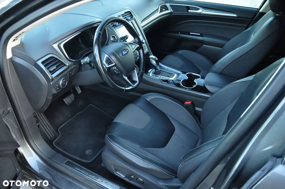 Ford Mondeo 2.0 EcoBlue Titanium - 23