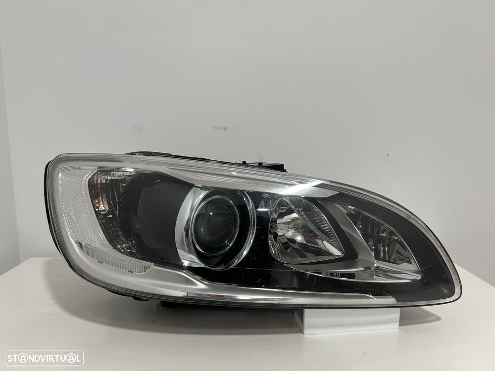 Farol Otica Original Volvo S60 V60 Lado Direito - 1