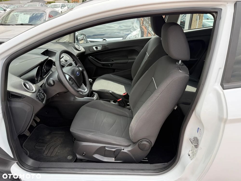 Ford Fiesta 1.25 Celebration - 10