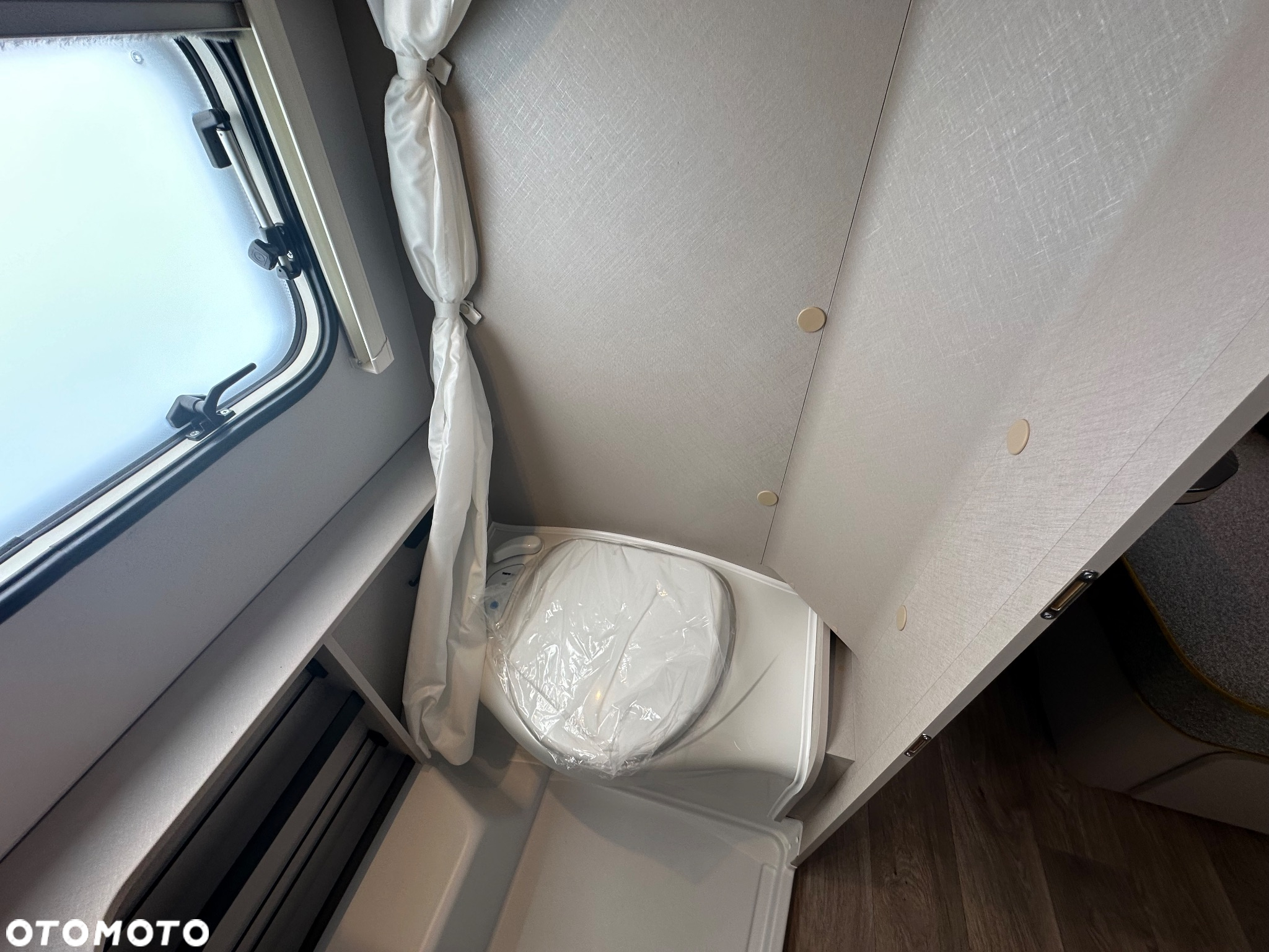 Hymer-Eriba Touring 530 Nugget Gold Edition - 20