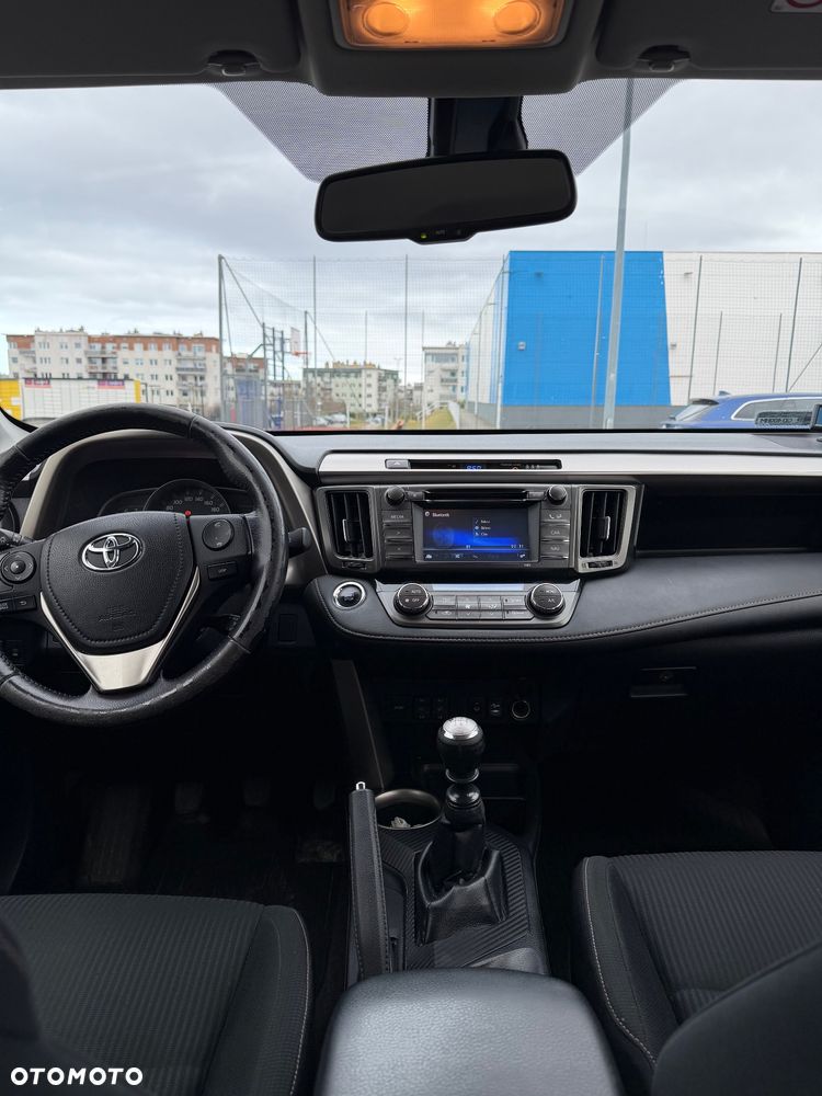 Toyota RAV4 2.0 Premium - 13