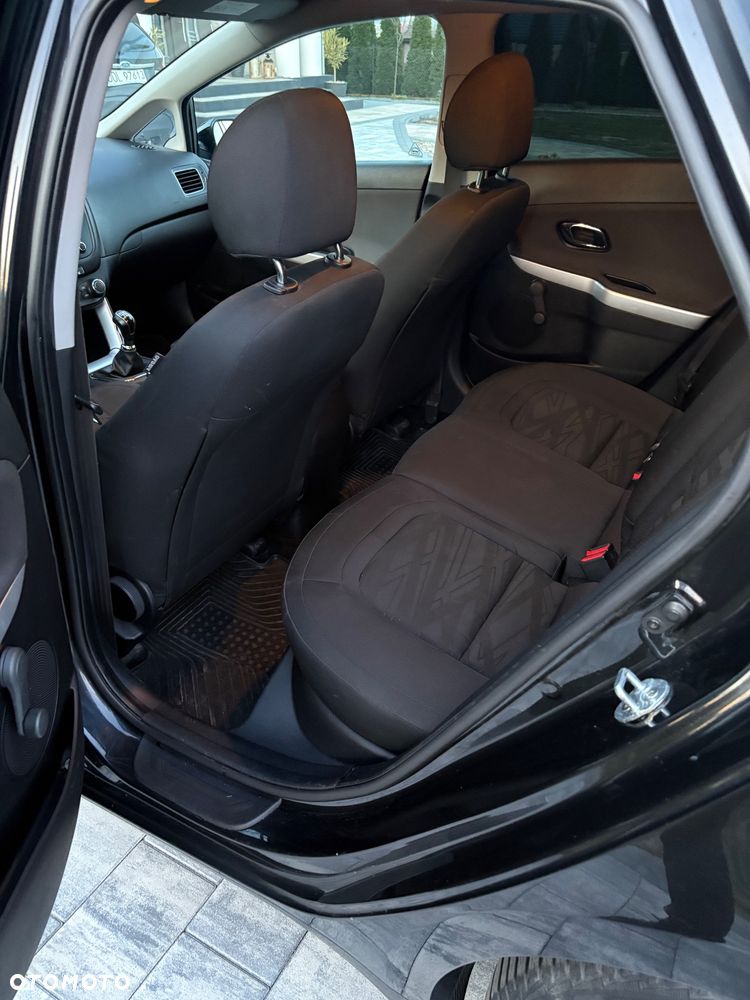 Kia Ceed 1.4 CRDi L - 11