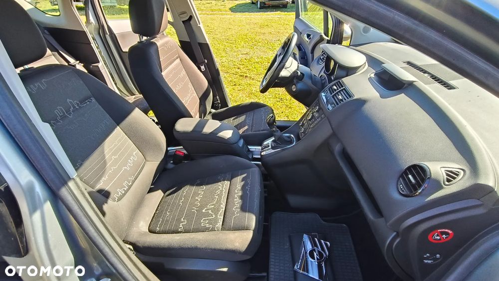 Opel Meriva 1.4 Active - 13