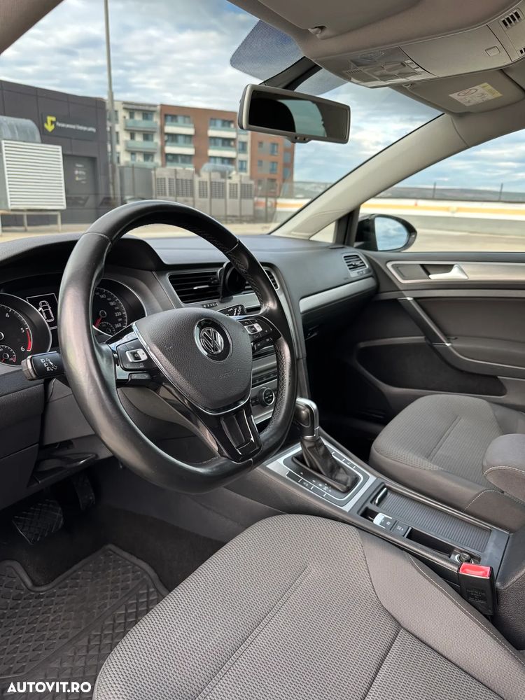 Volkswagen Golf - 7
