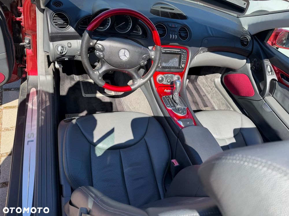 Mercedes-Benz SL 350 - 13