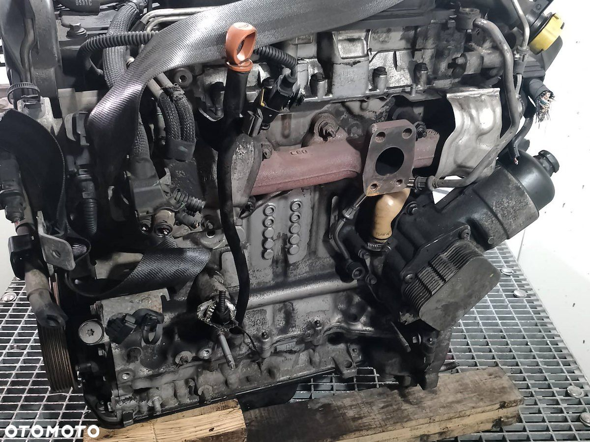 SILNIK PEUGEOT 206 PLUS 9684143880 1.4  HDI - 8
