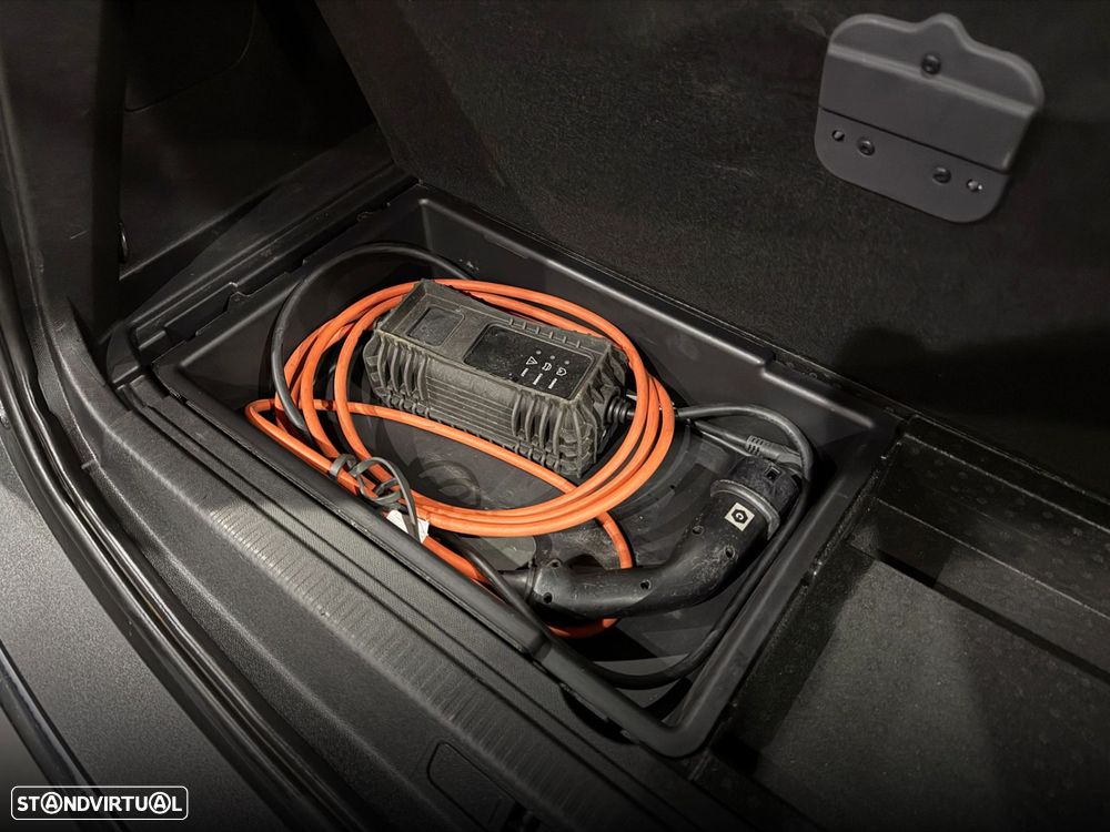 Peugeot 3008 1.6 Hybrid Allure e-EAT8 - 45