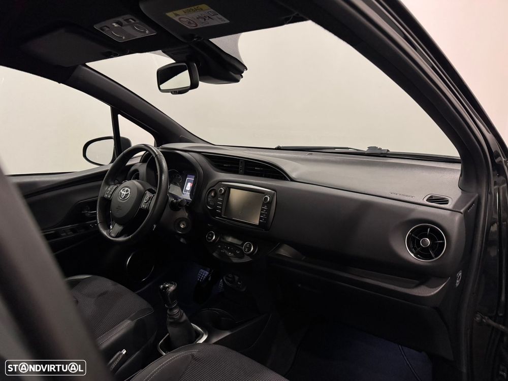 Toyota Yaris 1.5 VVT-i Comfort+P.Style - 27