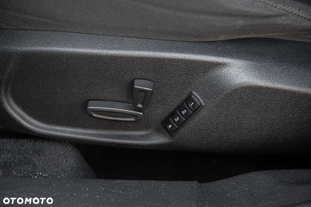 Ford Mondeo - 18