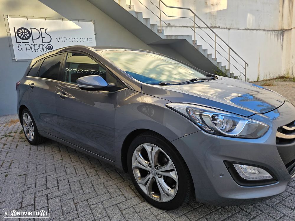 Hyundai i30 SW 1.6 CRDi Style J17 - 24